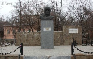 Памятник Седову, Ростов-на-Дону